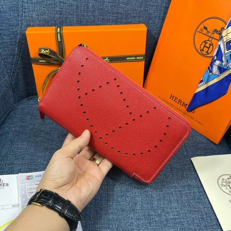 Hermes Evelyne Wallet Epsom Leather Gold Hardware In Red 0117