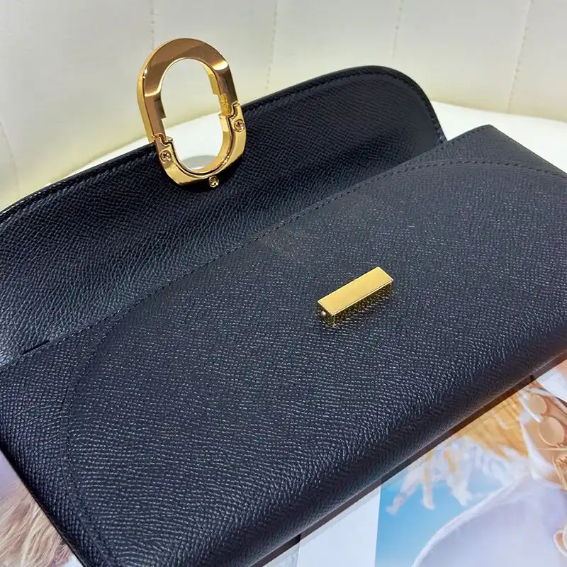 Affordable Hermes Chaine d'Ancre To Go Wallet Epsom Leather Gold Hardware In Black 0126