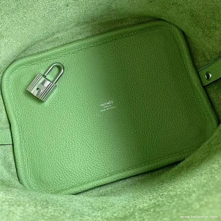 Cheap Mint Leather Palladium Gold Clemence Hardware Green In Picotin Bag Hermes Lock 0215