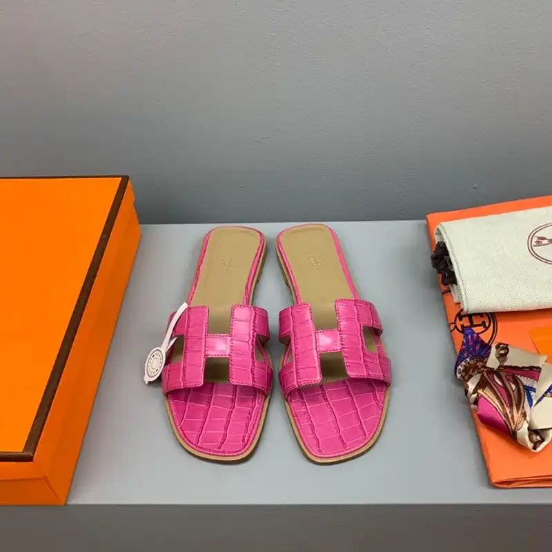 Affordable Hermes Oran Slides Women Crocodile Leather In Rose 0205